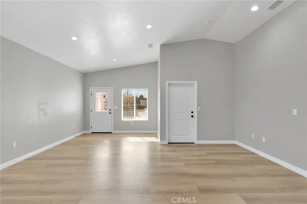 Additional image 38 of 16150 Smoke Tree St, Hesperia, CA 92345