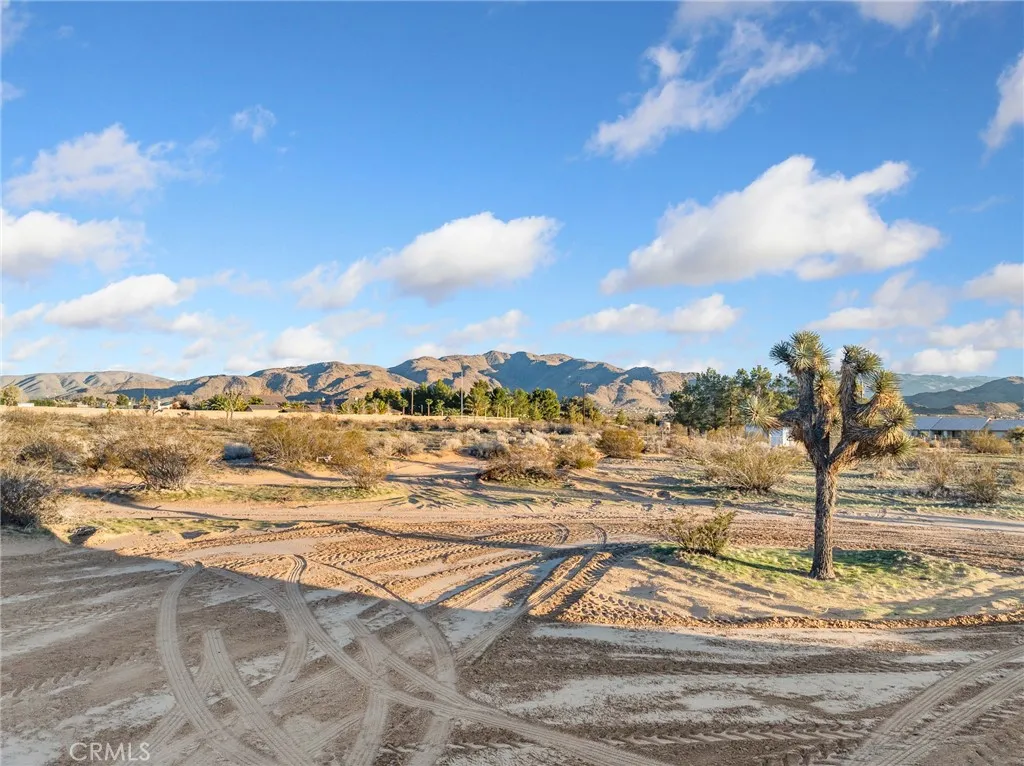Additional image 71 of 16173 Pela Road, Apple Valley, CA 92307