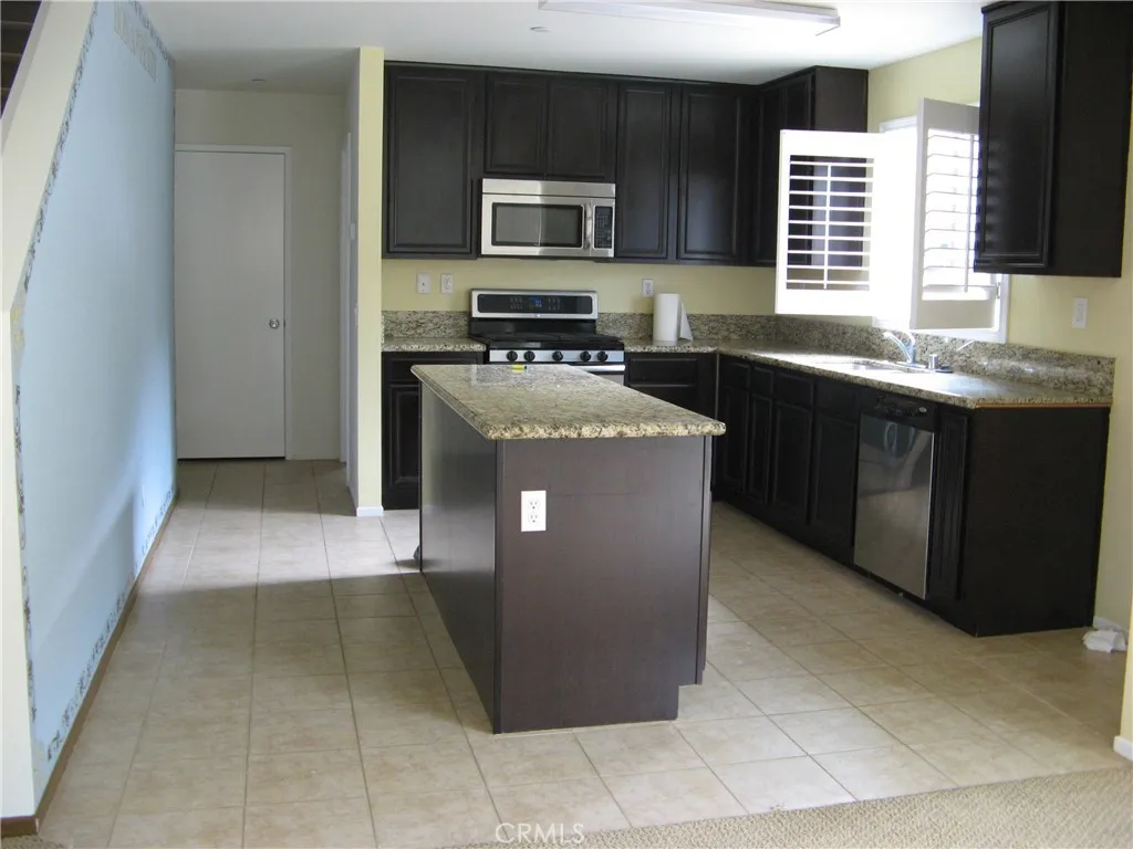 Additional image 9 of 12022 Loyola Court, Fontana, CA 92337