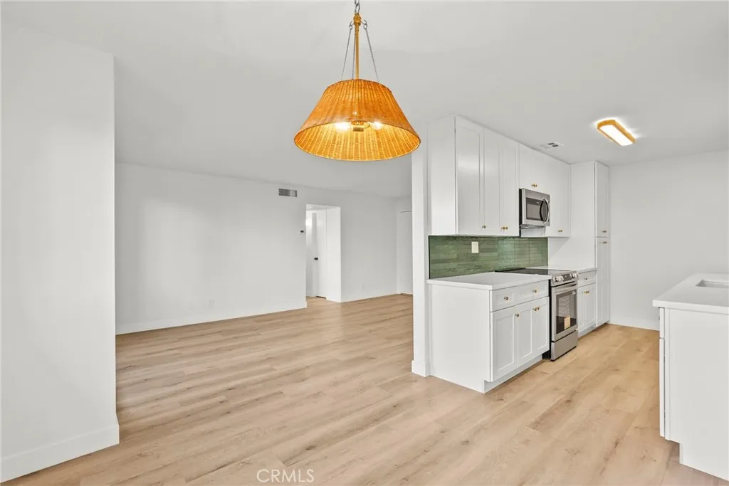 Additional image 39 of 5400 Newcastle Unit 12, Encino, CA 91316