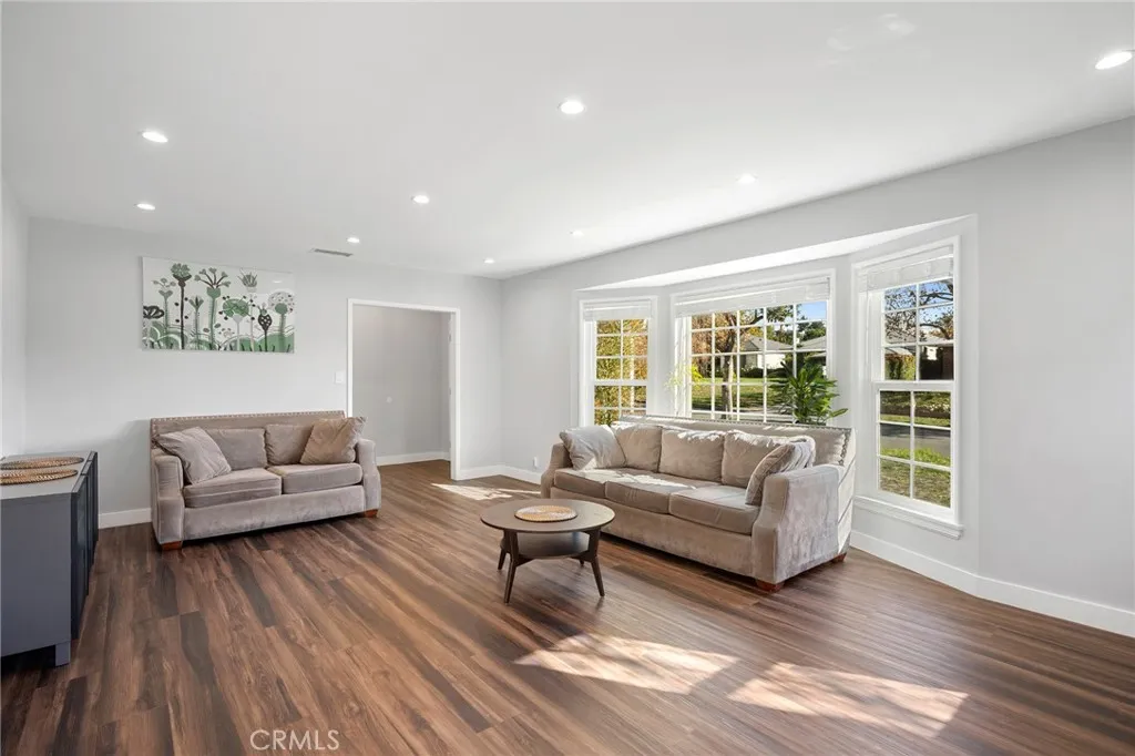 Additional image 7 of 505 Cambridge Drive, Burbank, CA 91504