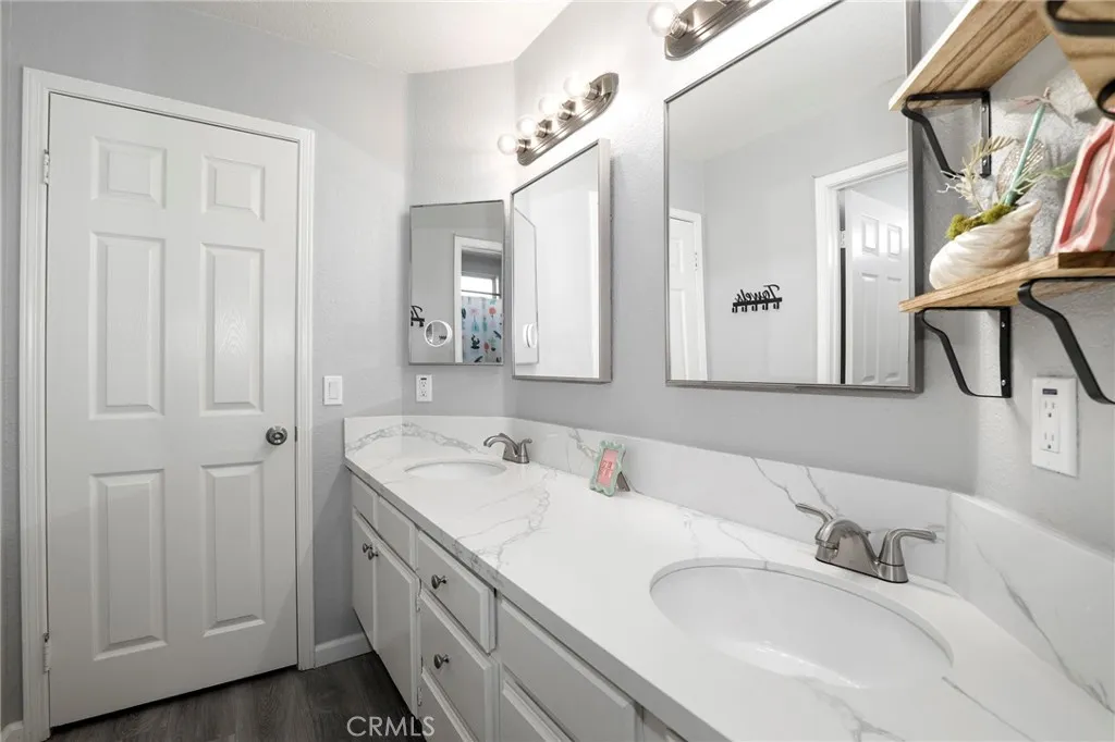 Additional image 28 of 42302 58th St W, Lancaster, CA 93536