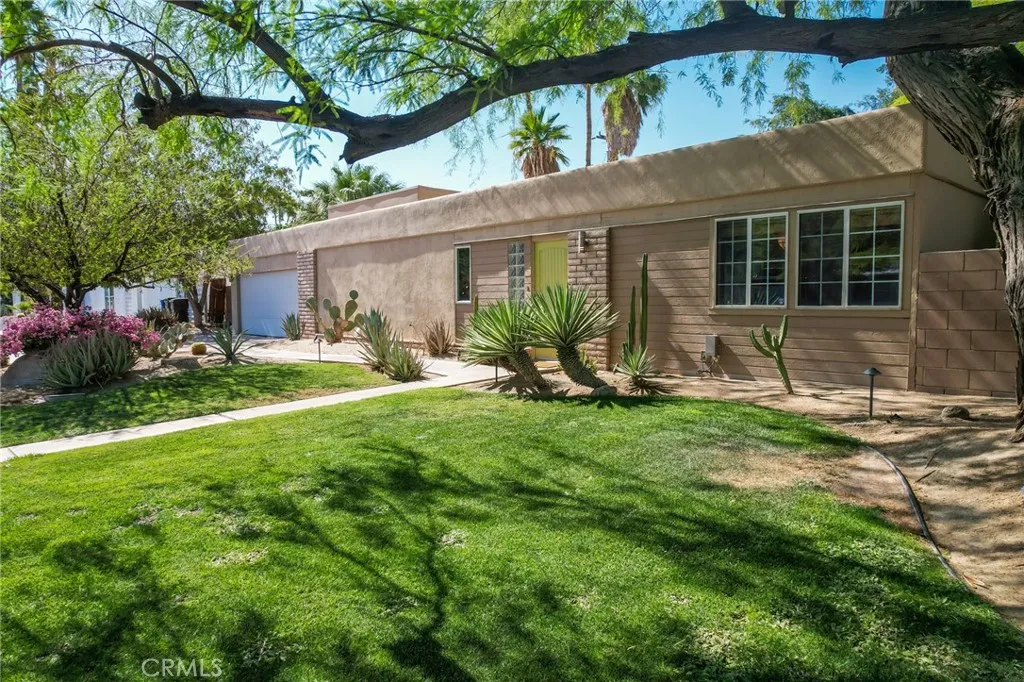 Additional image 64 of 576 E Desert Holly Circle, Palm Springs, CA 92262