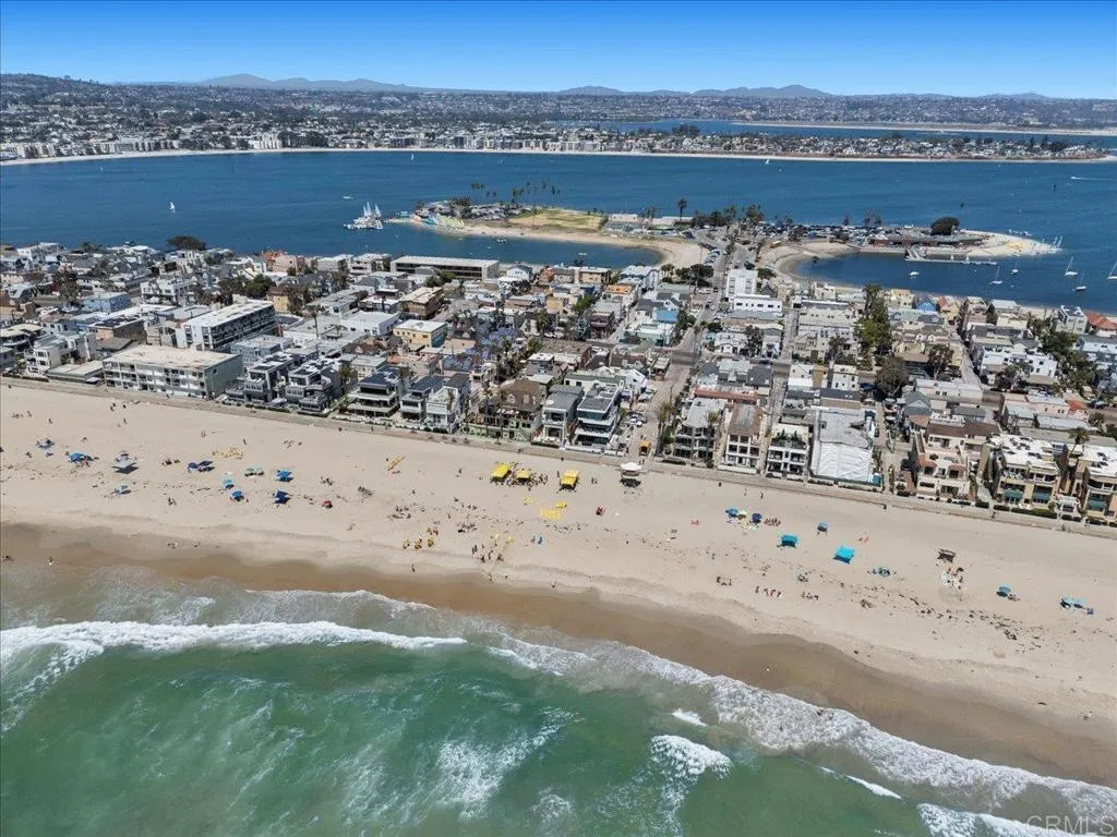 Additional image 110 of 3709 Ocean Front Walk, San Diego, CA 92109