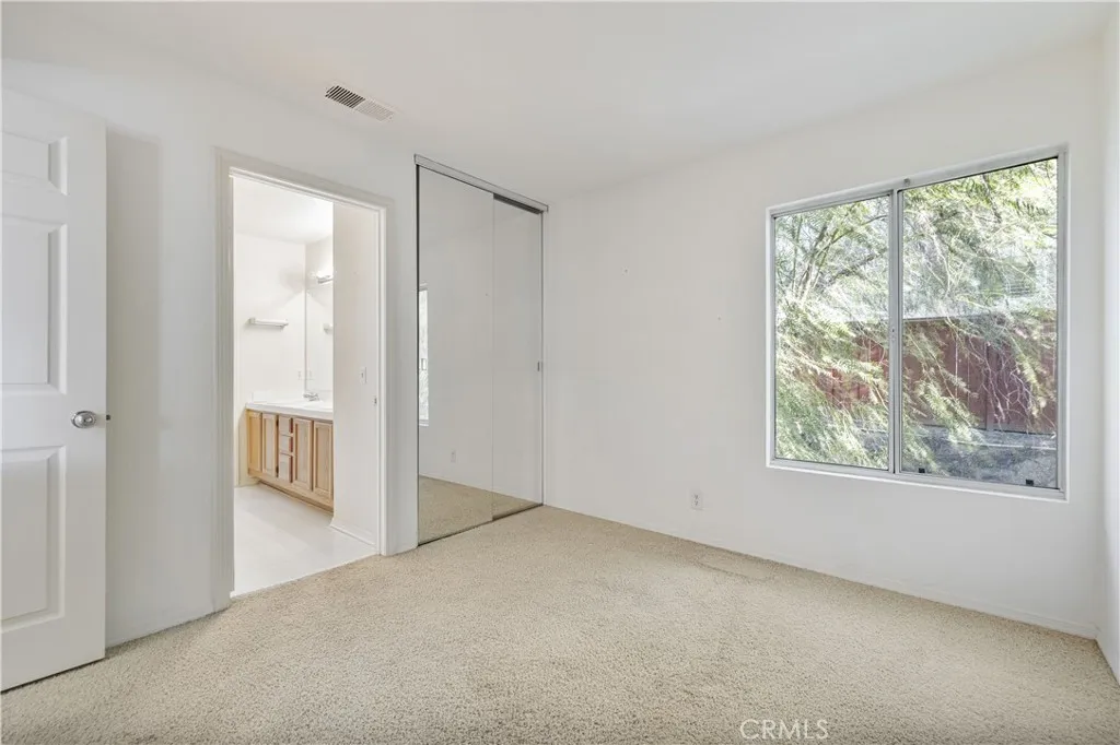 Additional image 76 of 30041 Sunridge Pl, Canyon Country, CA 91387