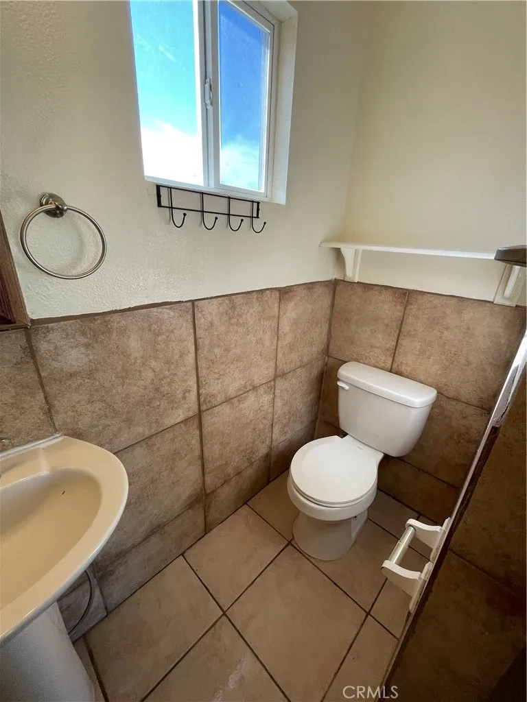 Additional image 114 of 2010 W Lumber St, Lancaster, CA 93536