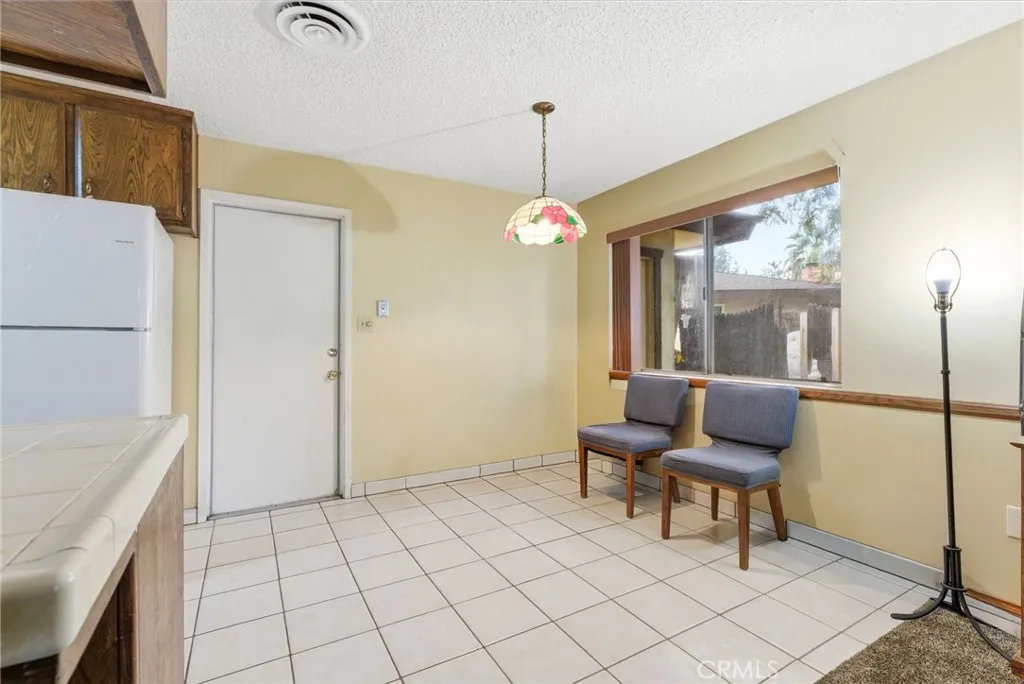 Additional image 20 of 2404 Prestwick Court, Bakersfield, CA 93309