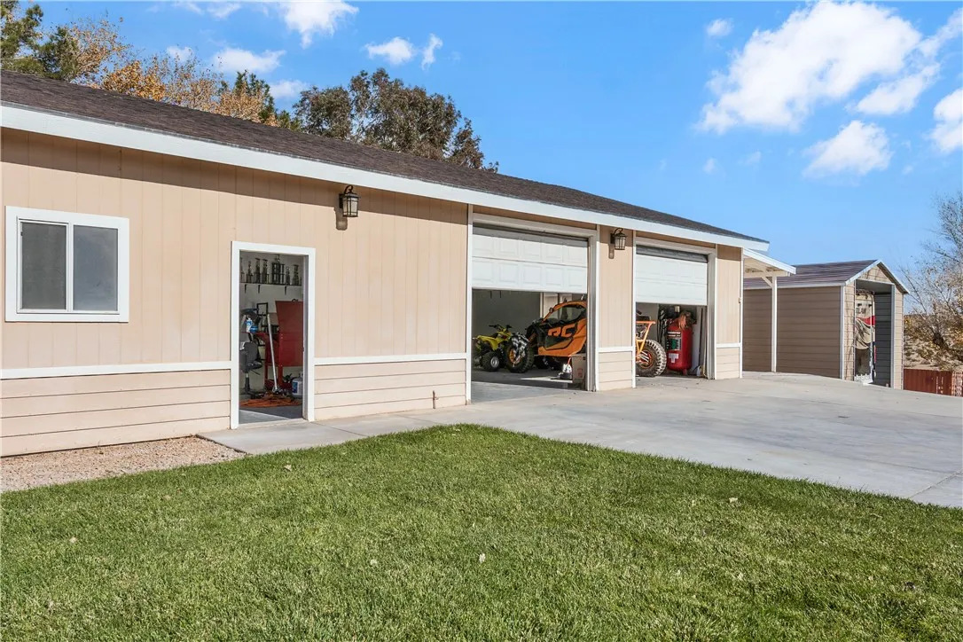 Additional image 12 of 37176 Rozanne Dr, Newberry Springs, CA 92365