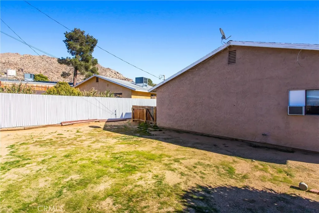 Additional image 60 of 16422 Tolowa Rd, Apple Valley, CA 92307