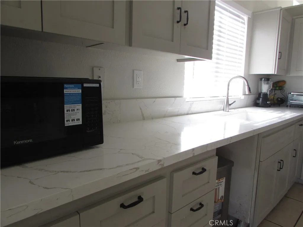 Additional image 92 of 11424 Dartmouth Court, Adelanto, CA 92301