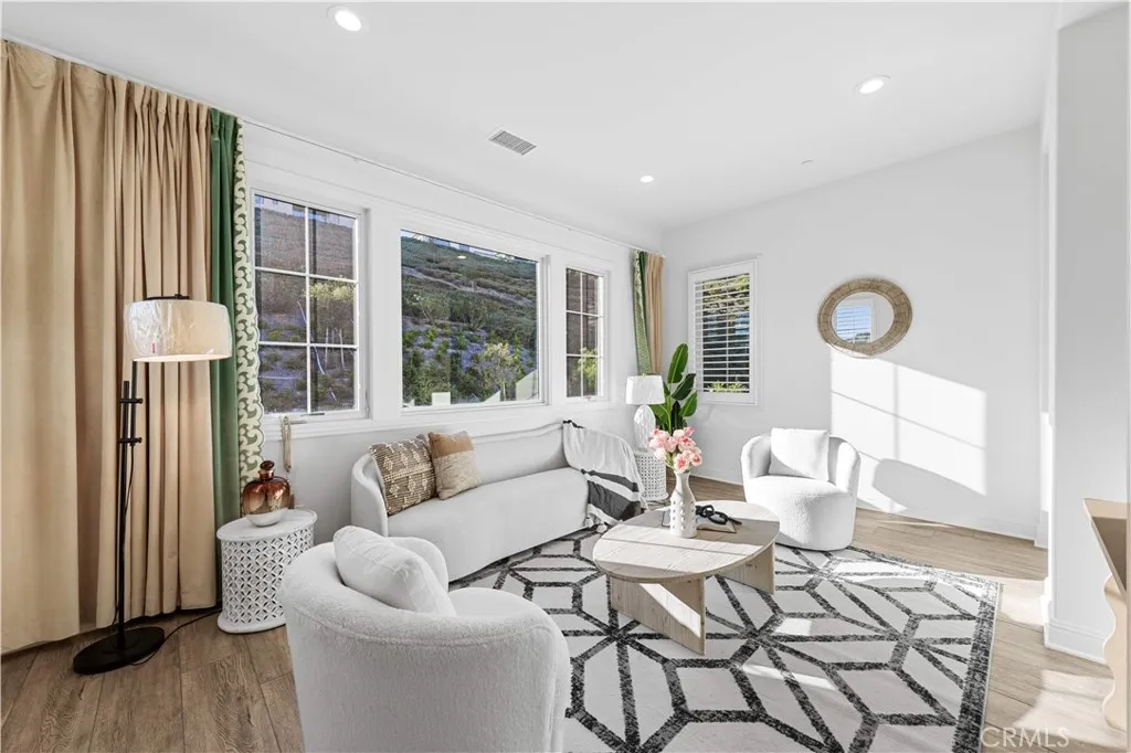 Additional image 124 of 111 great oak, Irvine, CA 92602