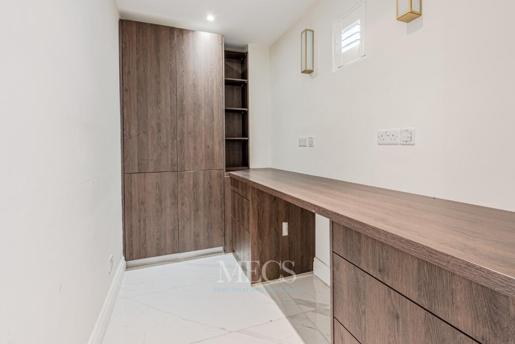 Additional image 17 of Royal Arch Apartments, The Mailbox, Wharfside Street, Birmingham, West Midlands, B1 1RB