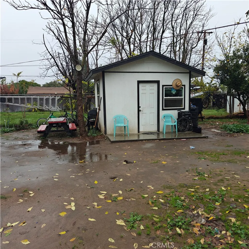 Additional image 8 of 2425 S 10th Street, Fresno, CA 93725