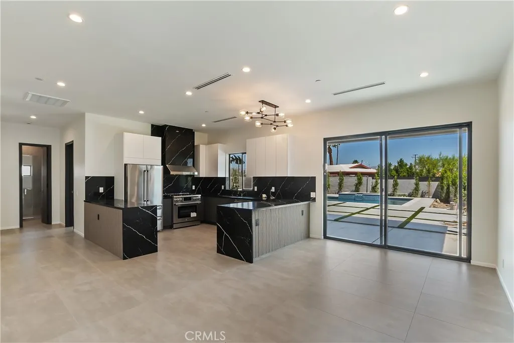 Additional image 31 of 578 W Avenida Cerca, Palm Springs, CA 92262