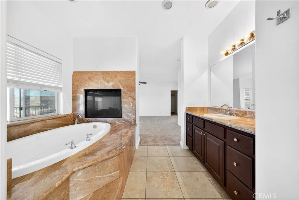 Additional image 120 of 14414 Ironsides Ln, Helendale, CA 92342