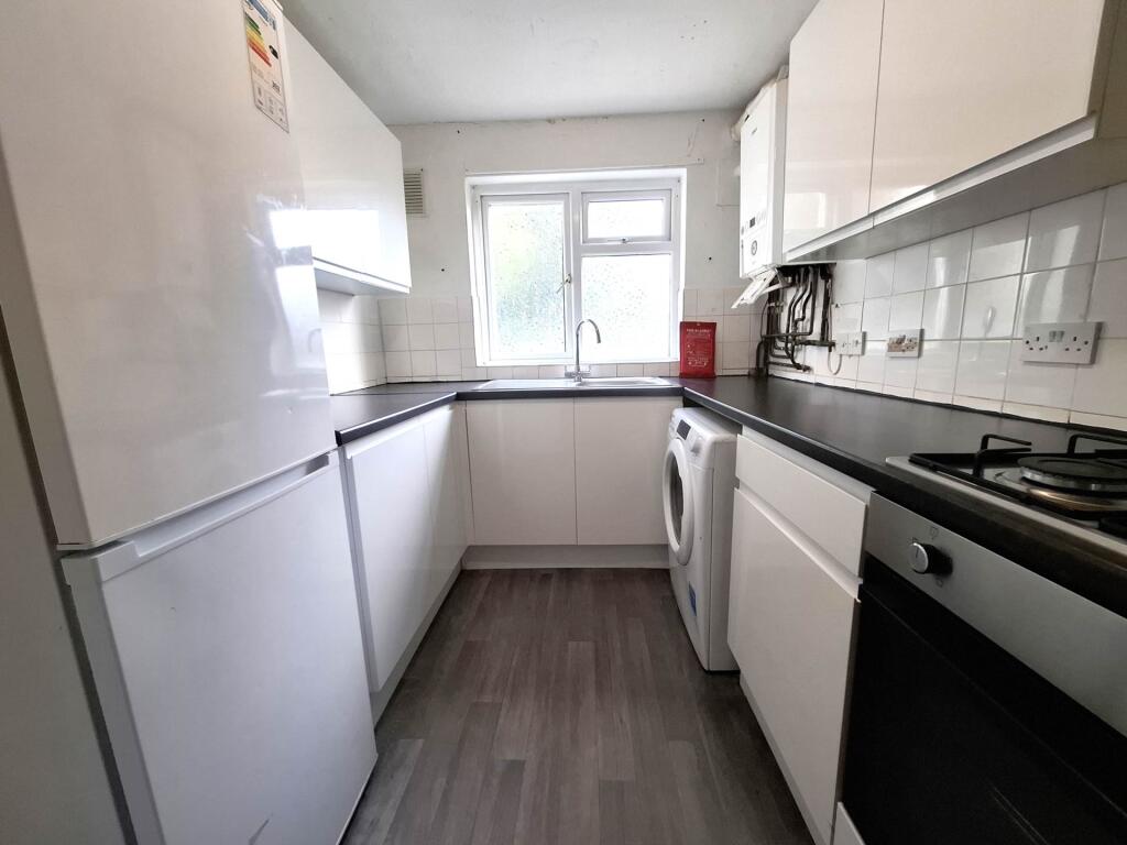 Additional image 3 of Spring Glen, Hatfield