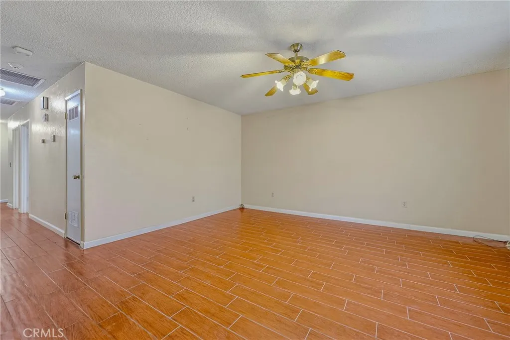 Additional image 70 of 3447 La Jolla, Merced, CA 95348