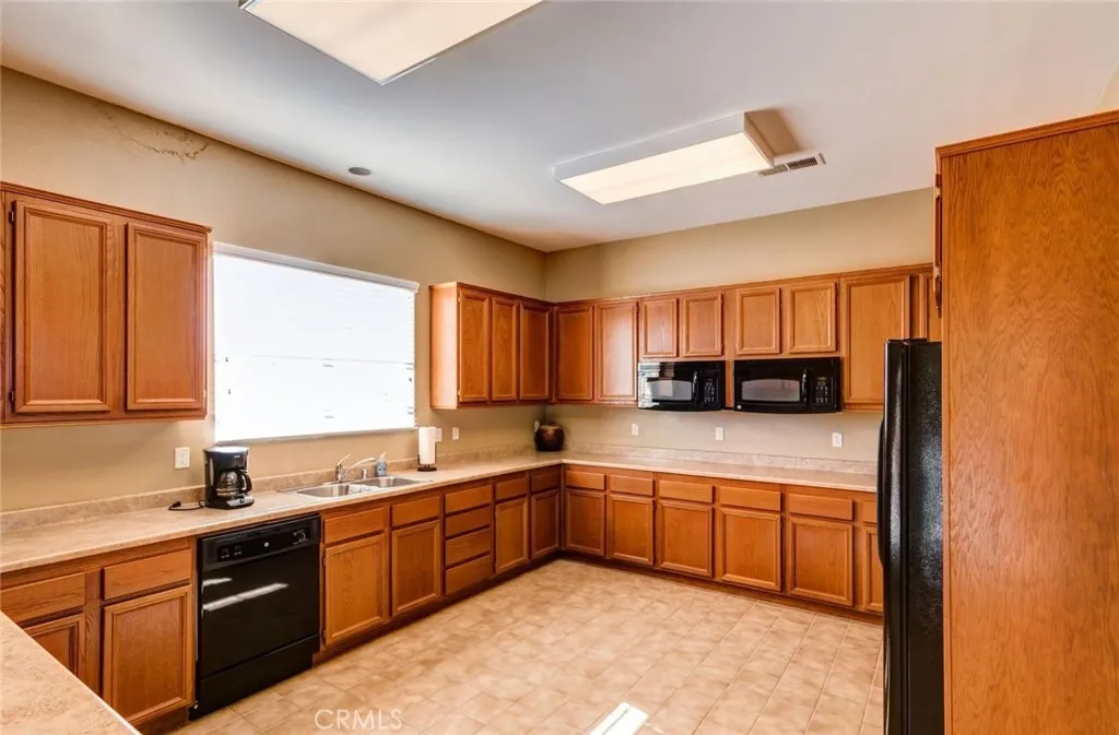 Additional image 32 of 7397 Village Way, Yucca Valley, CA 92284