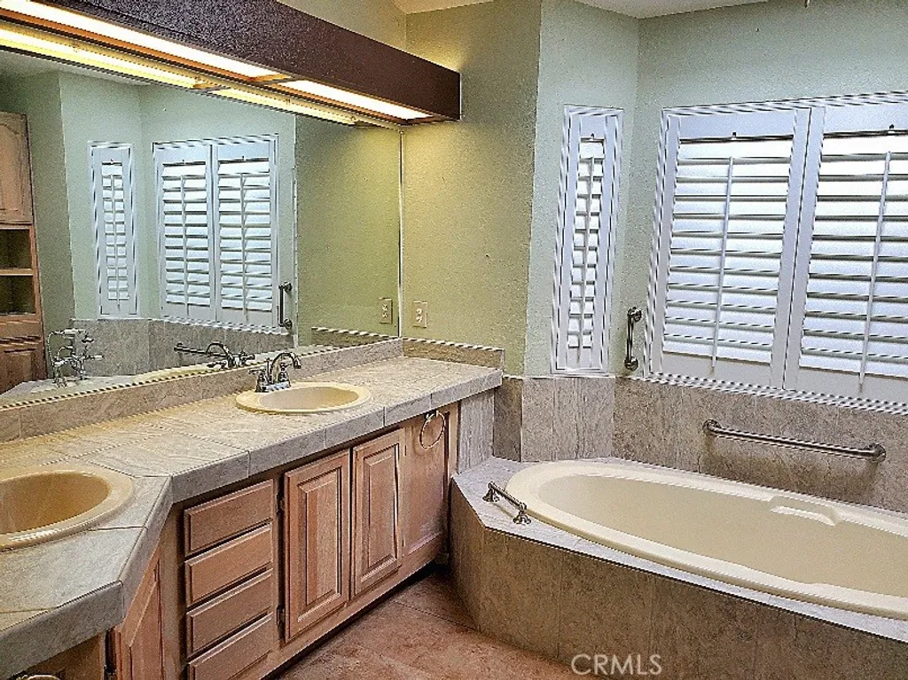 Additional image 31 of 12550 Main Street Unit 31, Hesperia, CA 92345