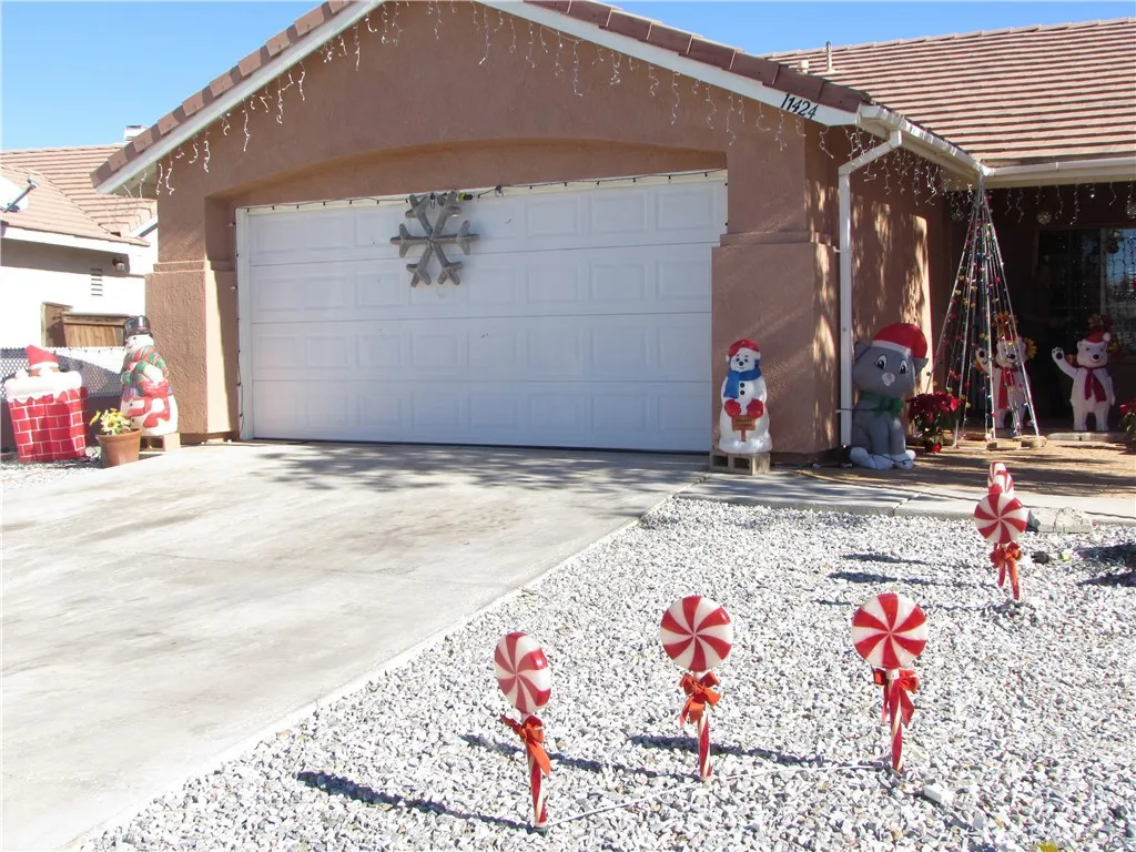 Additional image 63 of 11424 Dartmouth Court, Adelanto, CA 92301