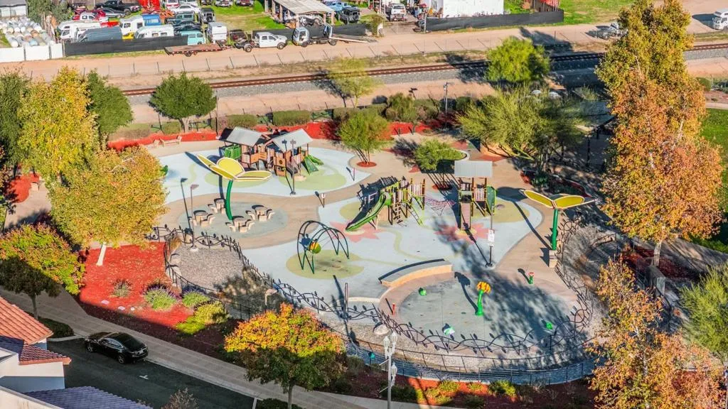 Additional image 68 of 154 E 11Th Street, Perris, CA 92570