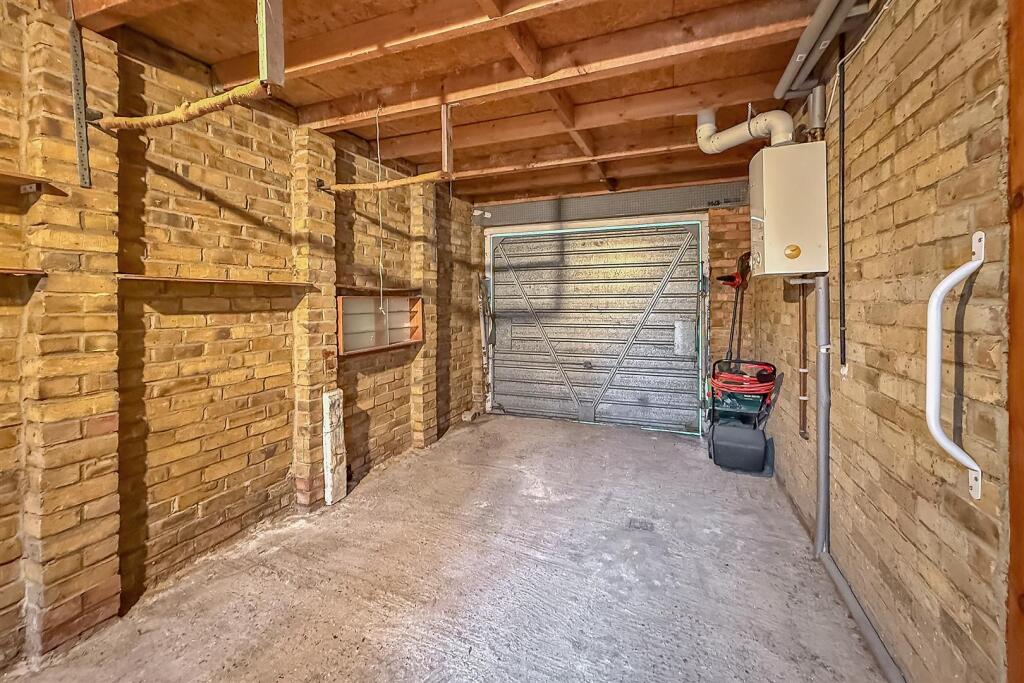 Additional image 33 of Tudor Road, Wheathampstead, St. Albans