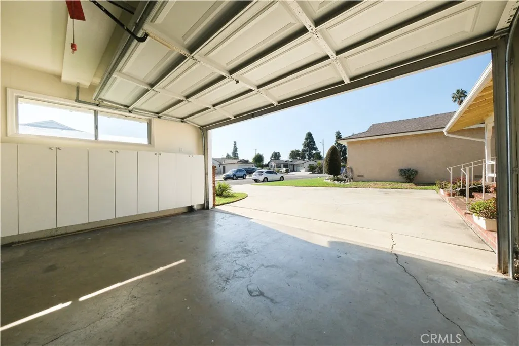 Additional image 37 of 419 W Martinshire St, Carson, CA 90745