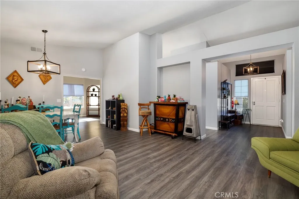 Additional image 6 of 42302 58th St W, Lancaster, CA 93536