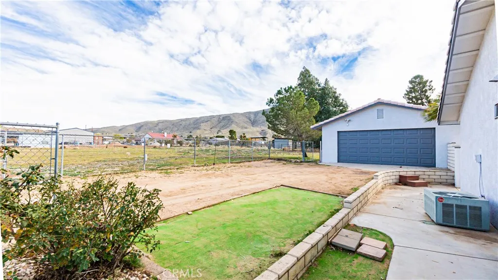 Additional image 44 of 9515 Juniper St, Apple Valley, CA 92308