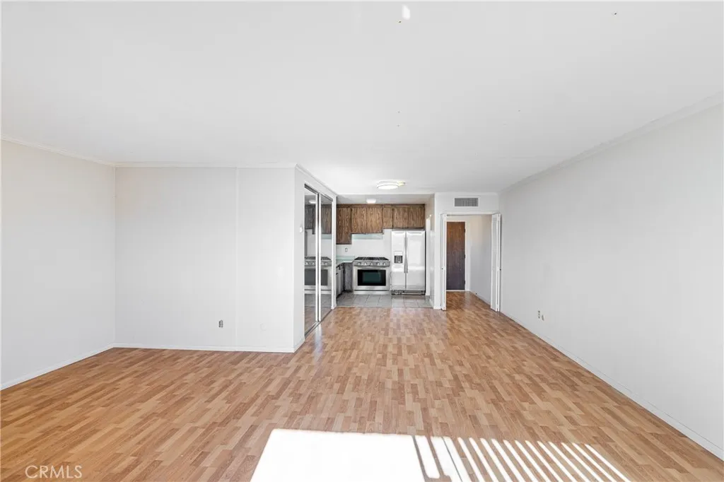 Additional image 14 of 310 N Jackson St Unit 326, Glendale, CA 91206