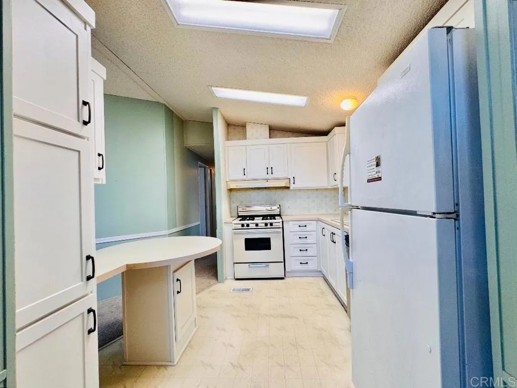 Additional image 47 of 2888 Iris Avenue Unit 84, San Diego, CA 92154