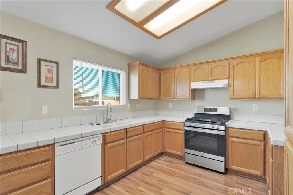 Additional image 54 of 22186 Pahute Rd, Apple Valley, CA 92308