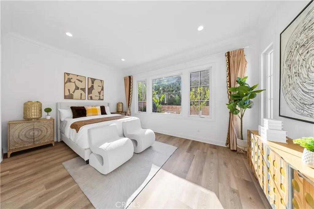 Additional image 113 of 111 great oak, Irvine, CA 92602
