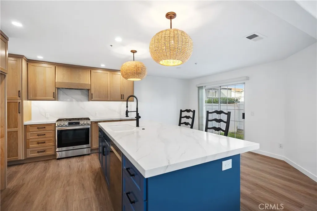 Additional image 9 of 286 Carefree Ln, Costa Mesa, CA 92627