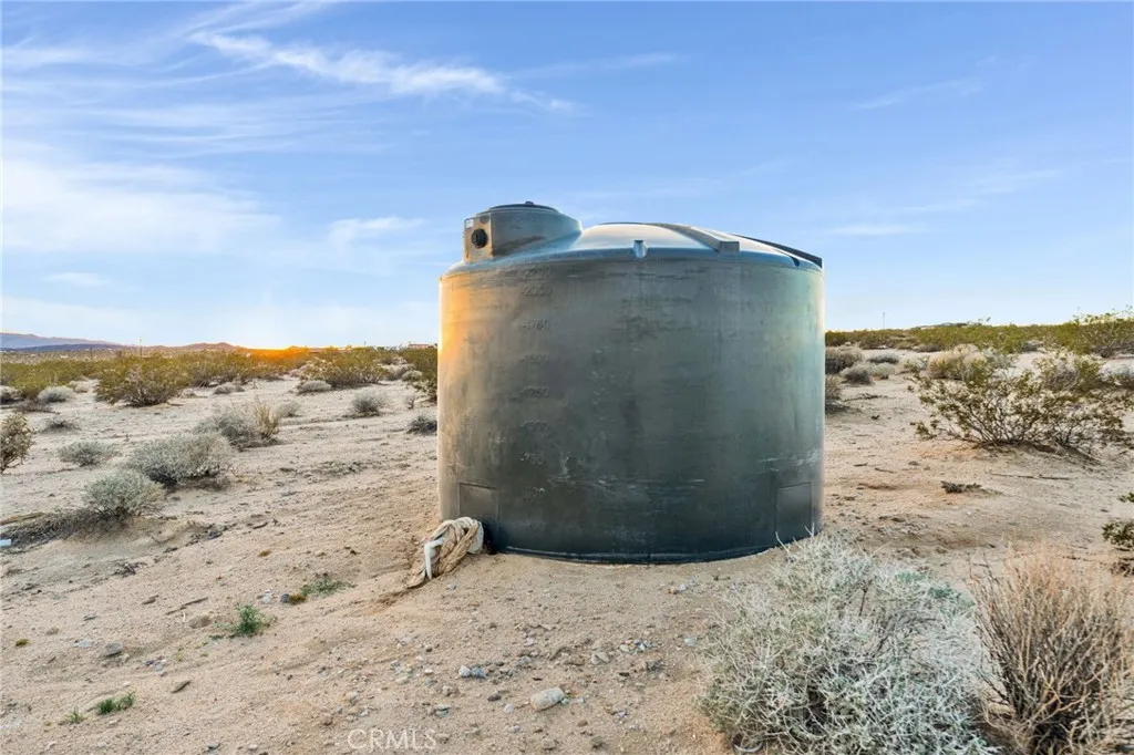 Additional image 18 of 68476 Pole Line, 29 Palms, CA 92277