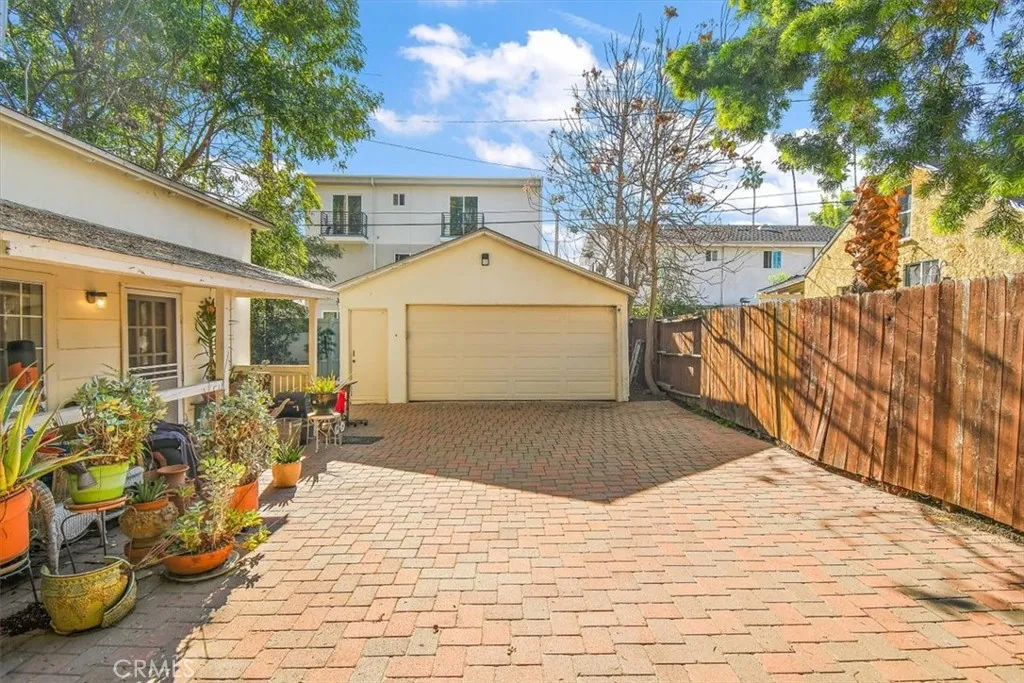 Additional image 67 of 14248 Friar St, Van Nuys, CA 91401