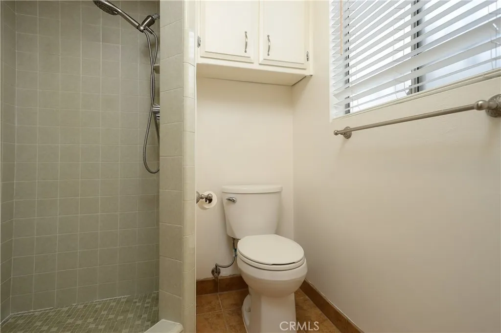 Additional image 51 of 2416 Bladen St, Bakersfield, CA 93309