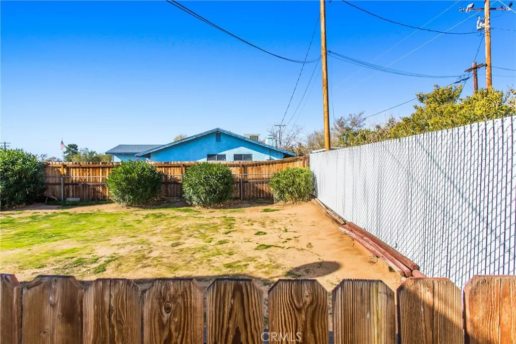 Additional image 57 of 16422 Tolowa Rd, Apple Valley, CA 92307