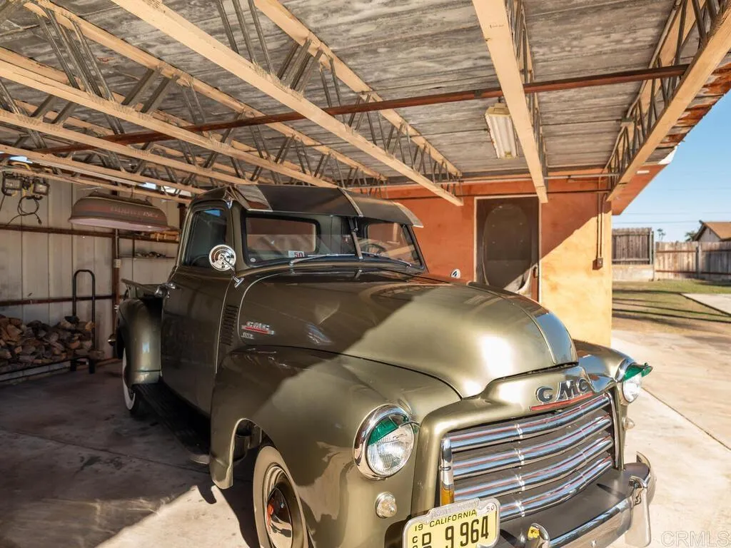 Additional image 4 of 511 Hilltop Dr, Chula Vista, CA 91910