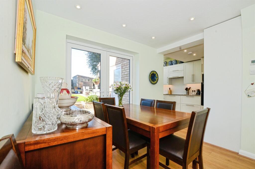 Additional image 15 of Saberton Close, Redbourn, St. Albans