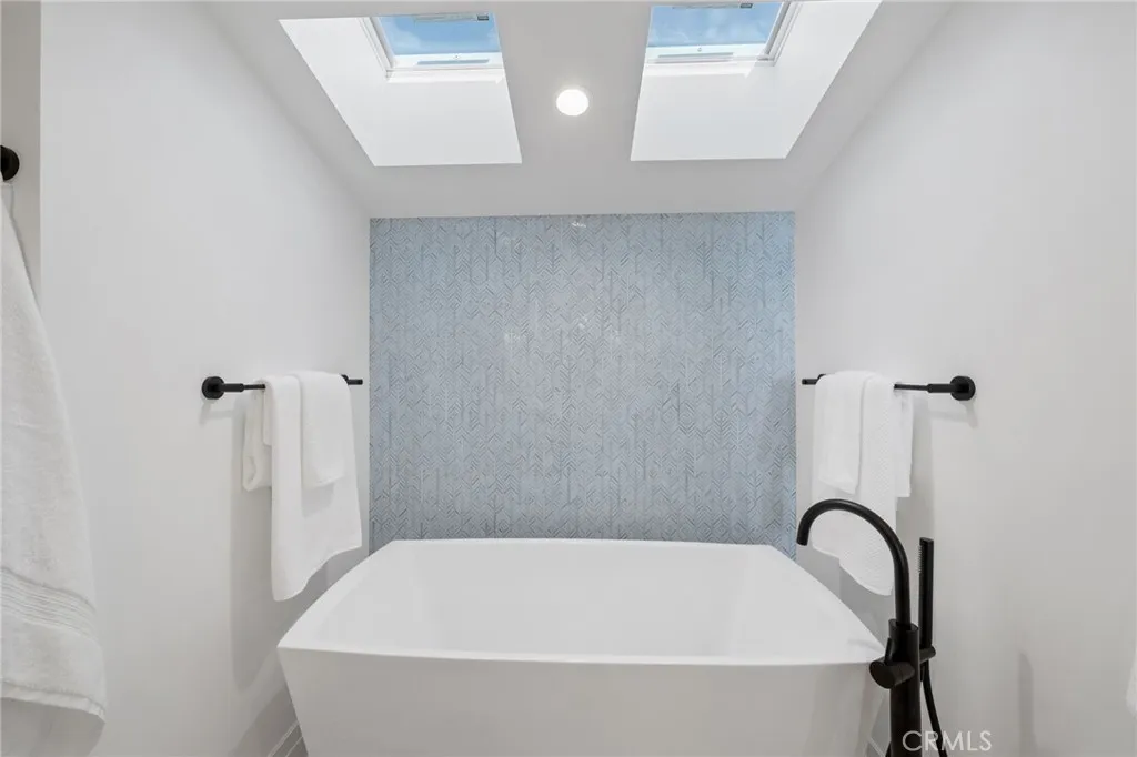 Additional image 43 of 723 Balboa Avenue, Laguna Beach, CA 92651