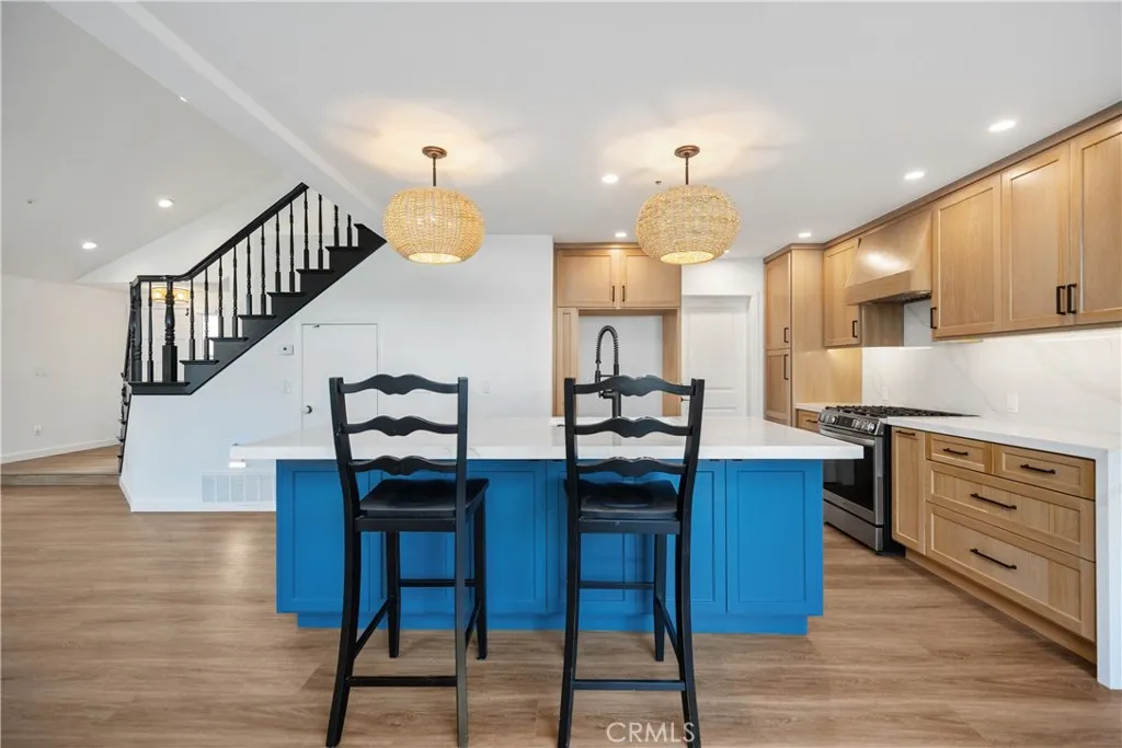 Additional image 11 of 286 Carefree Ln, Costa Mesa, CA 92627