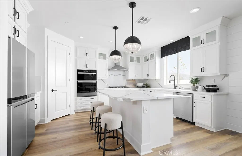 Additional image 3 of 3992 Hudson Lane, Lake Elsinore, CA 92530