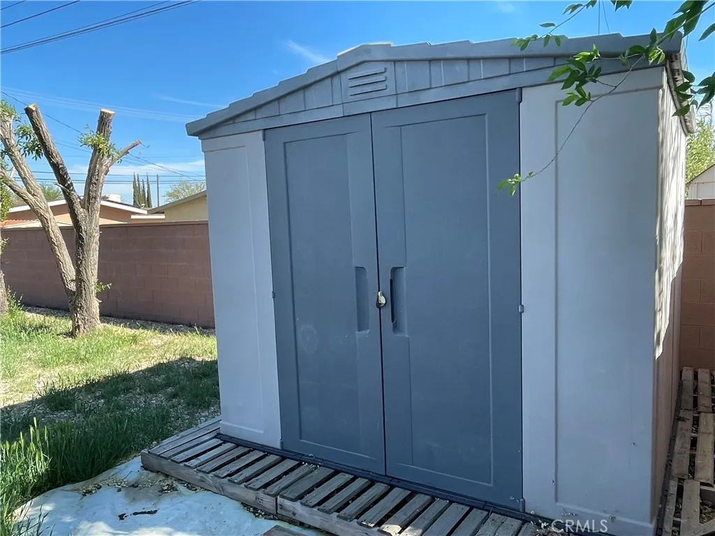 Additional image 5 of 2010 W Lumber St, Lancaster, CA 93536