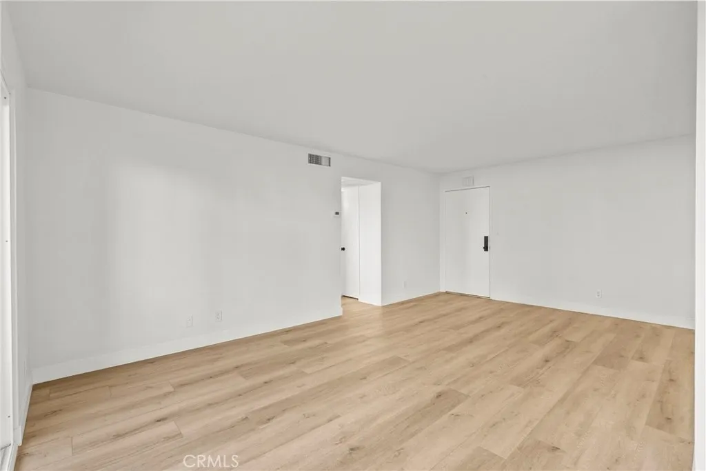 Additional image 7 of 5400 Newcastle Unit 12, Encino, CA 91316