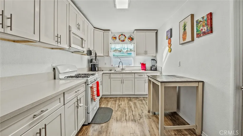 Additional image 17 of 6546 Foster Bridge Blvd, Bell Gardens, CA 90201