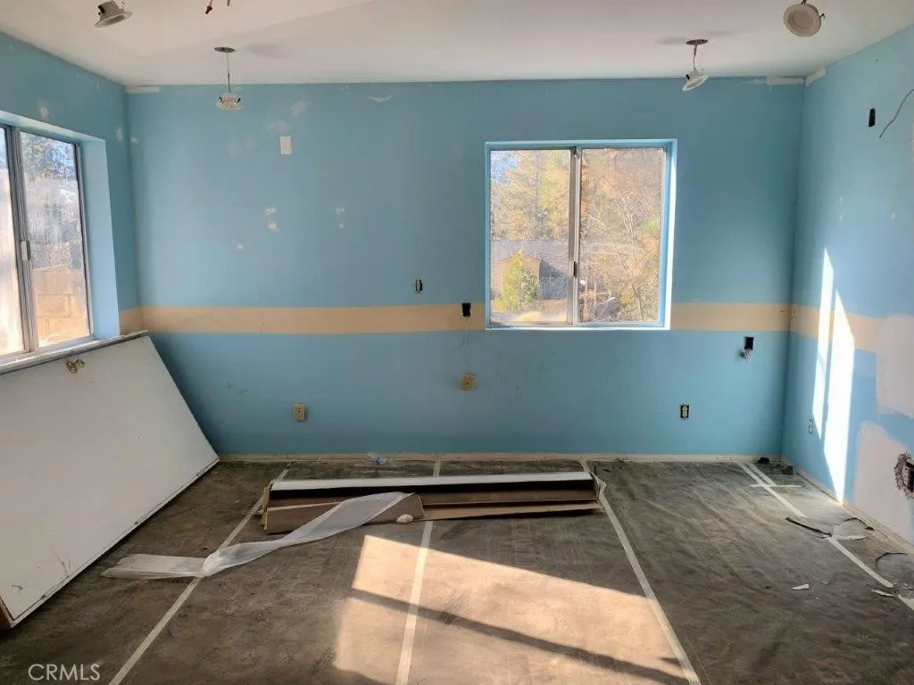 Additional image 40 of 33130 Ridge Road, Running Springs, CA 92382