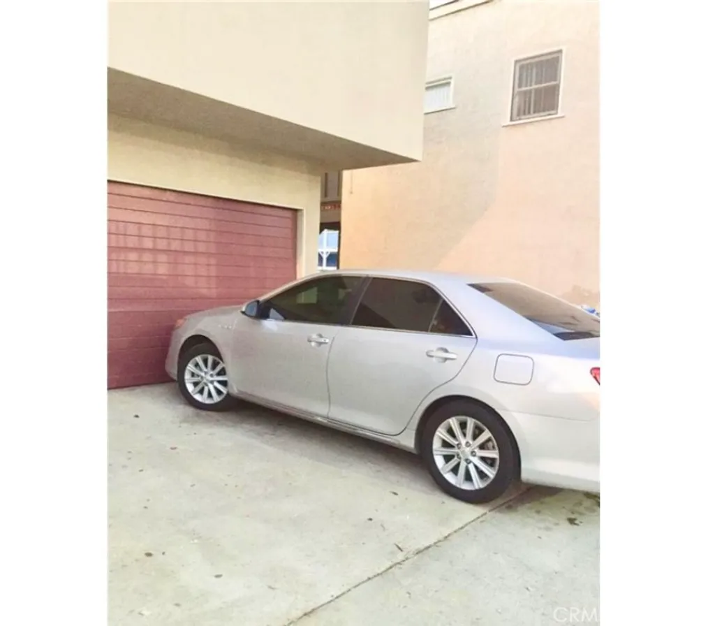 Additional image 3 of 734 Linden Ave Unit 3, Long Beach, CA 90813