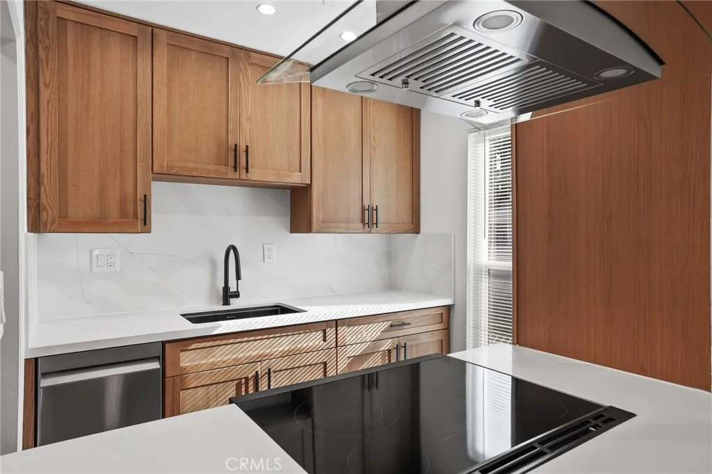 Additional image 13 of 1030 W Macarthur Blvd Unit 90, Santa Ana, CA 92707