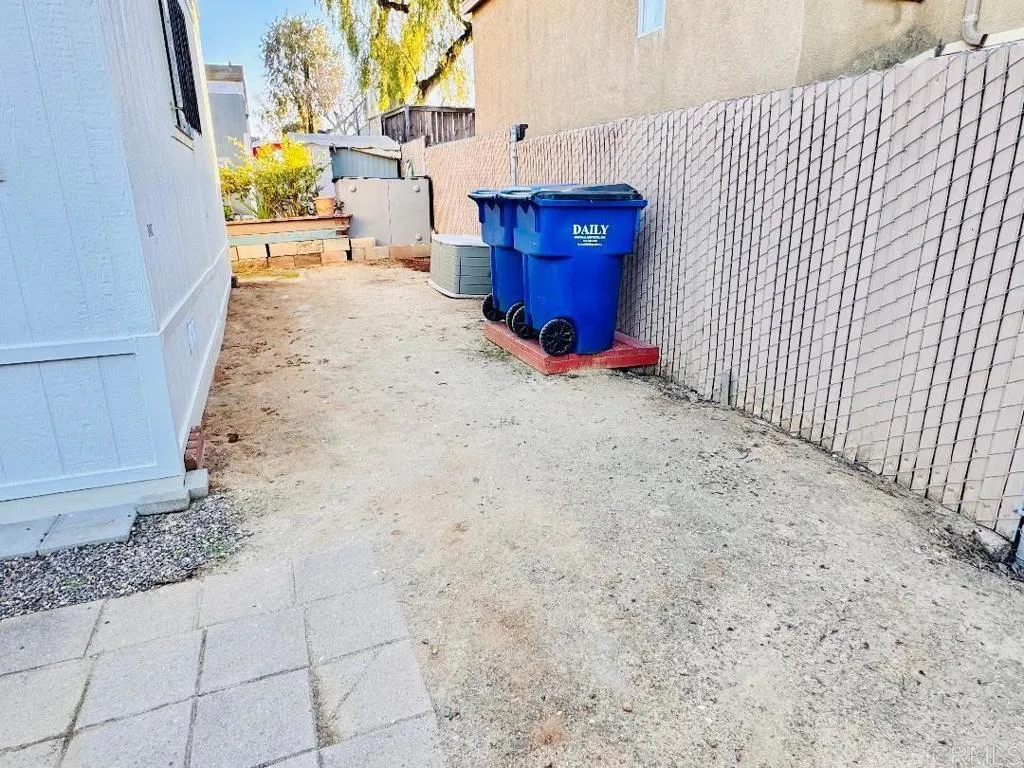 Additional image 32 of 2888 Iris Avenue Unit 84, San Diego, CA 92154